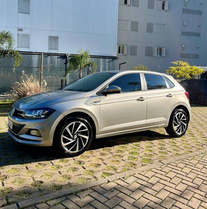 VOLKSWAGEN POLO 1.0 200 TSI HIGHLINE AUTOMÁTICO